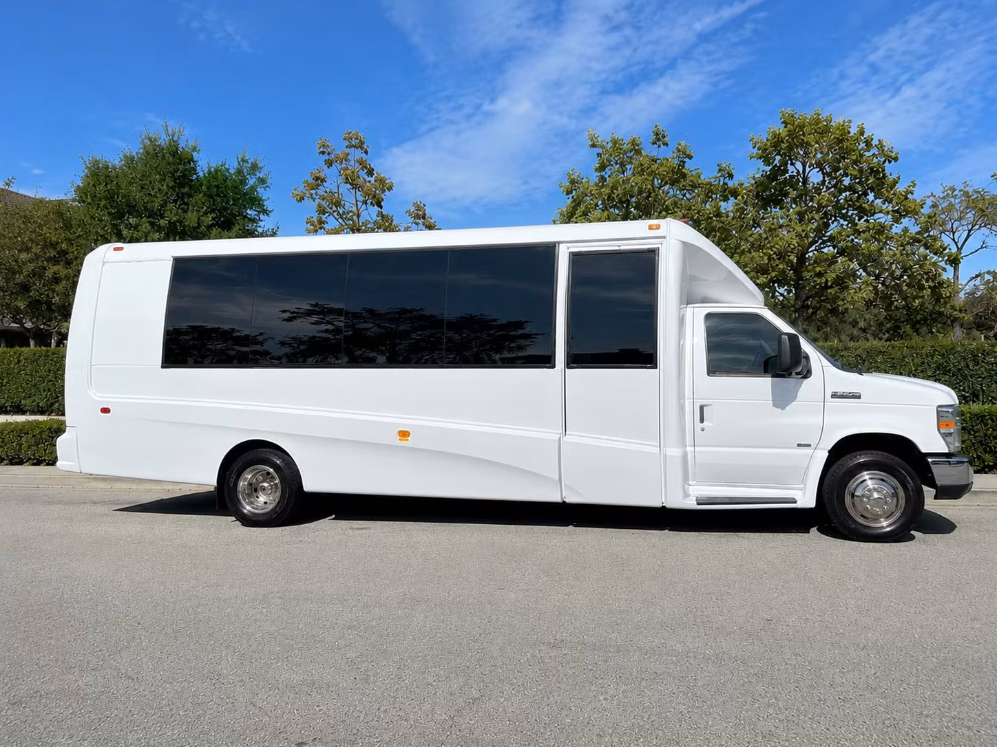 18 passenger minibus