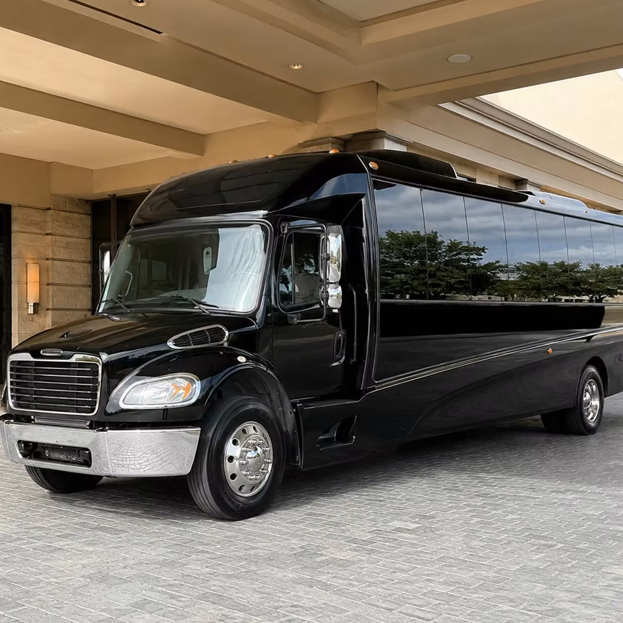 anaheim 25 passenger minibus rental