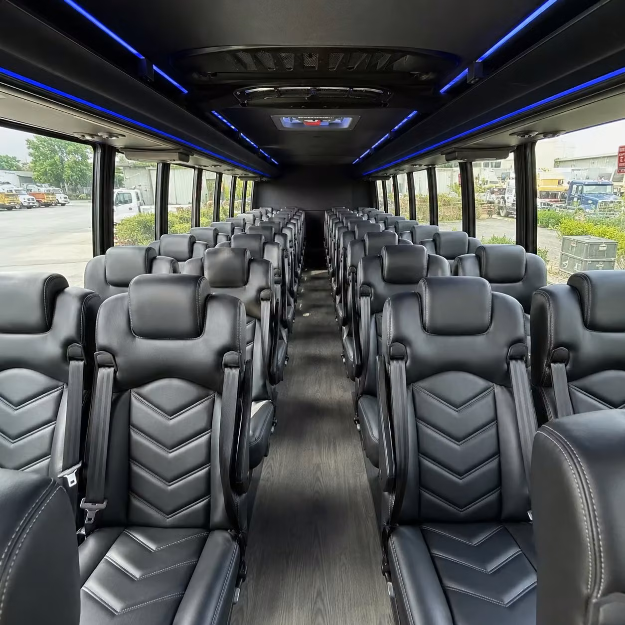 anaheim 30 passenger minibus rental