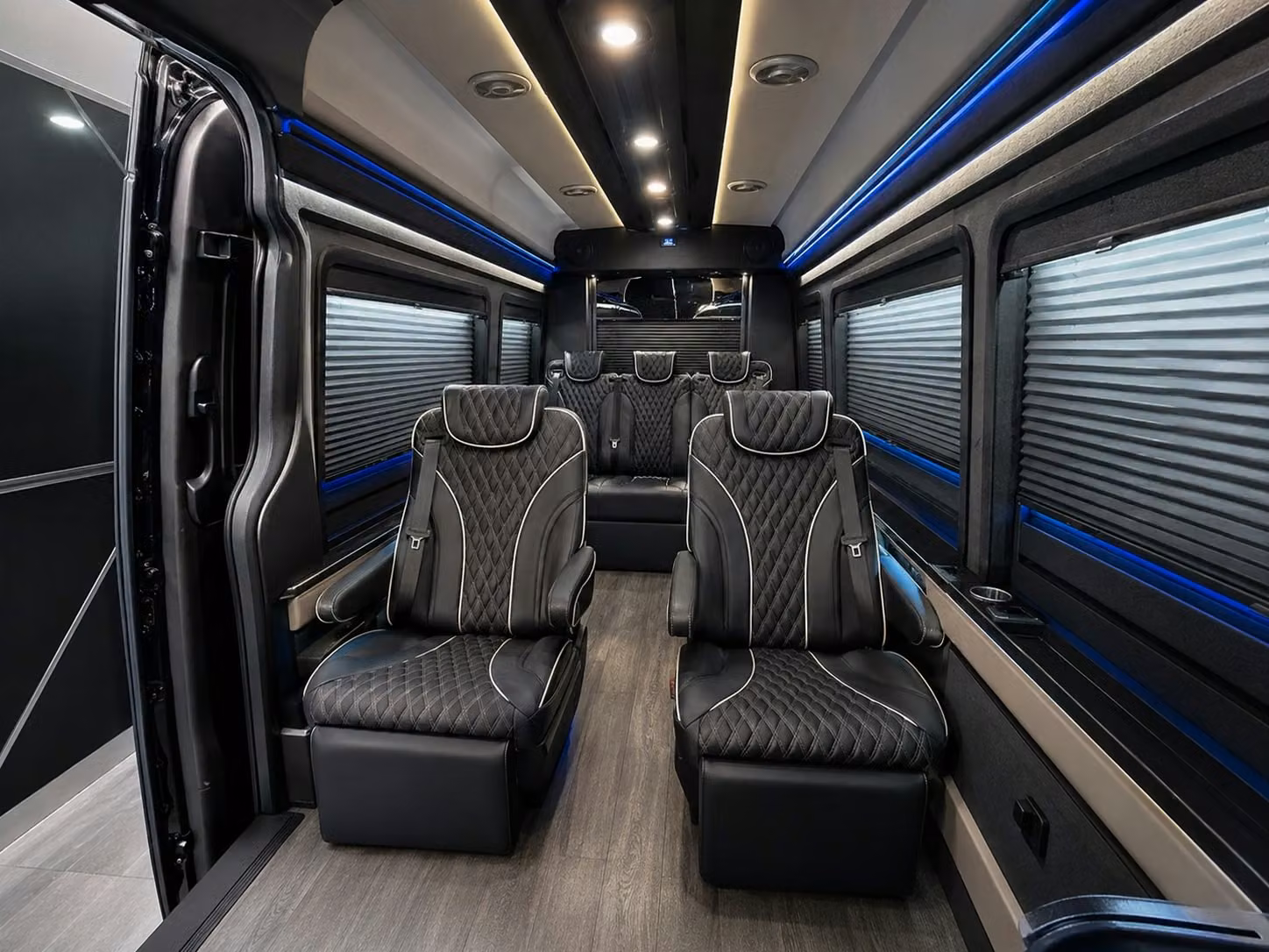 charterbusrentalanaheimca com lets you book disneyland resort airport shuttles instantly